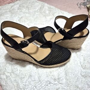 NATURALIZER..Chic Black Wedge Espadrilles with Ankle Strap..SIZE:8.5 M